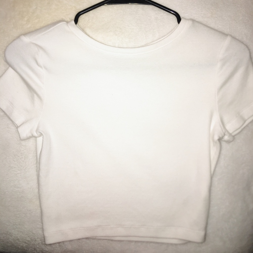 Cropped Tee